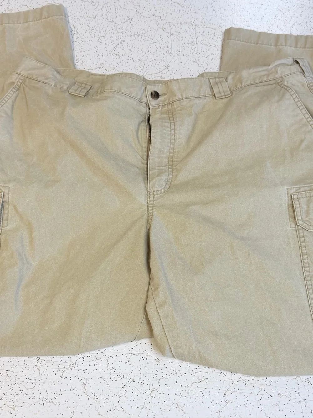 L.L. Bean Mens Cargo Pants 40x34Classic‎ Fit Khaki Stretch 100% Cotton